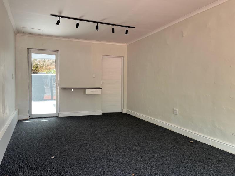 To Let commercial Property for Rent in Rondebosch Western Cape